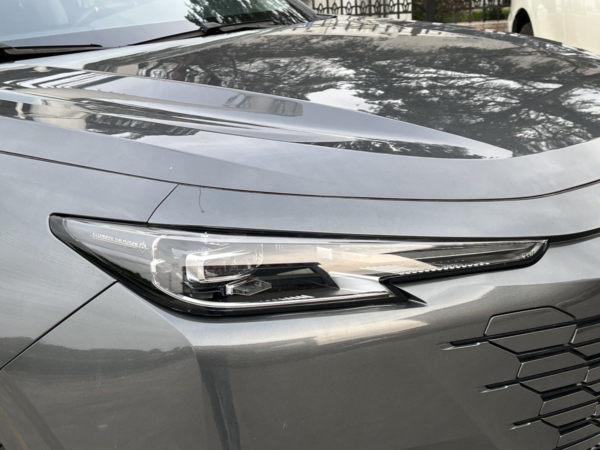 長(zhǎng)安 長(zhǎng)安UNI-K  2021款 2.0T 尊貴型圖片