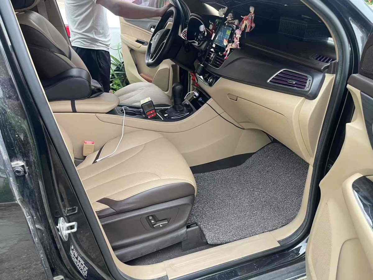 寶駿 730  2017款 1.8L iAMT豪華型 7座圖片