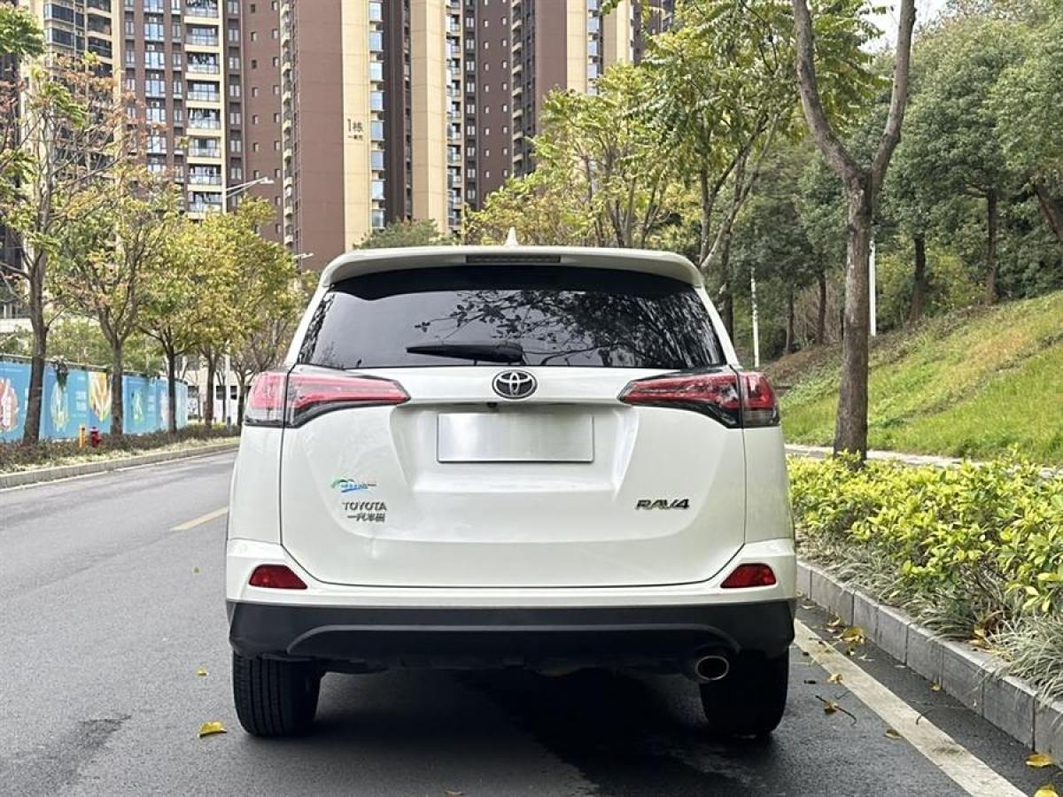 豐田 RAV4榮放  2019款  2.0L CVT兩驅(qū)風(fēng)尚版 國(guó)VI圖片