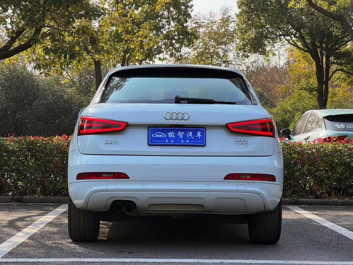 奧迪 奧迪Q3  2015款 Q3 2.0TFSI 35TFSI 進(jìn)取型圖片