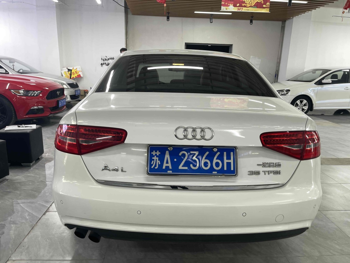 奧迪 奧迪A4L  2013款 35 TFSI 自動標(biāo)準(zhǔn)型圖片