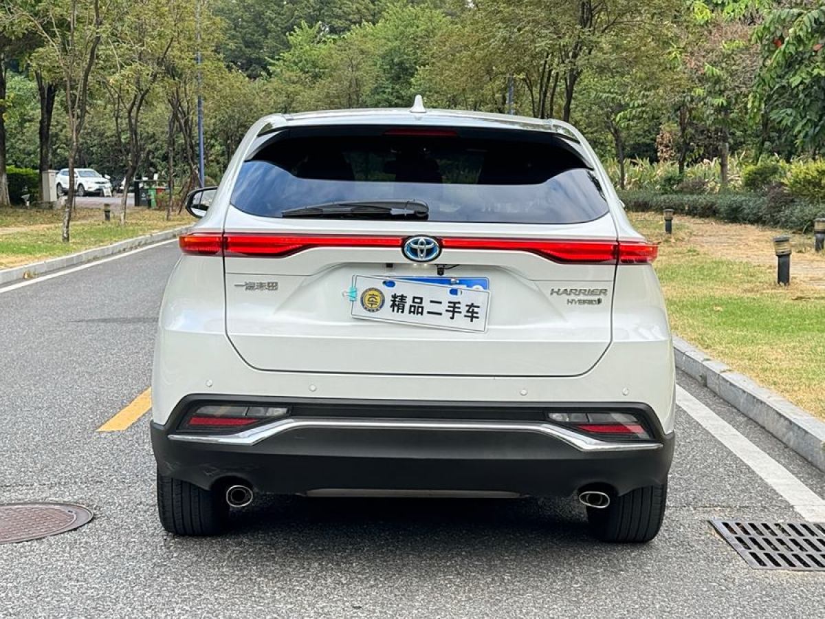 豐田 凌放HARRIER  2022款 雙擎 2.5L CVT兩驅(qū)豪華版圖片