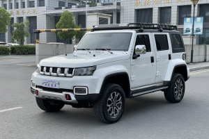 BJ40 北京 2.0T 城市獵人榮耀版