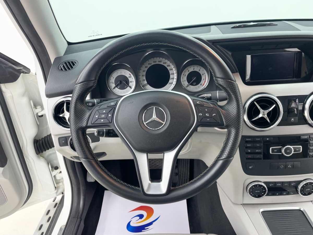 奔馳 奔馳GLK級  2013款 GLK 300 4MATIC 時尚型圖片