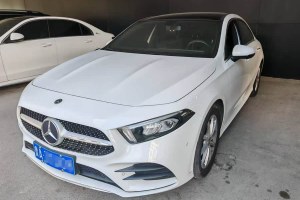 奔馳A級 奔馳 改款 A 200 L 運動轎車動感型
