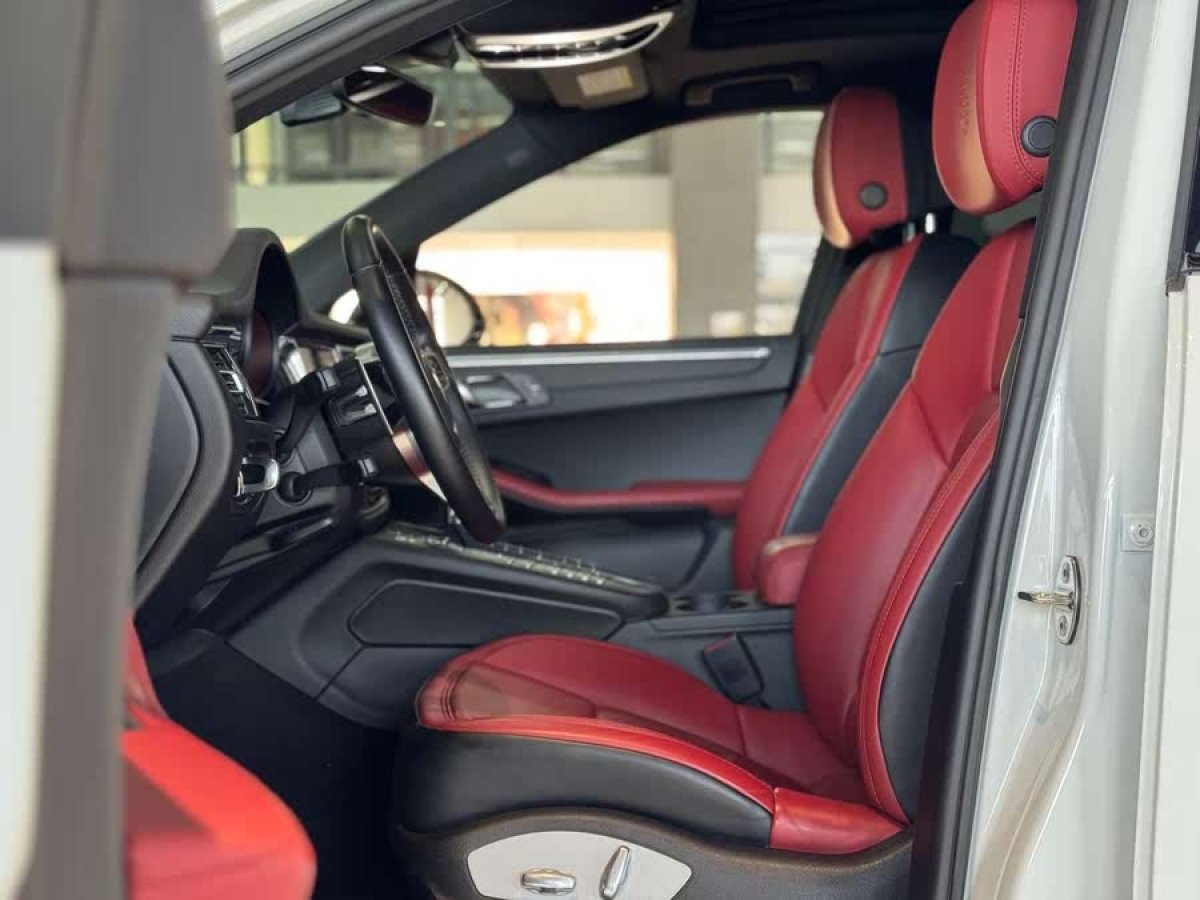保時(shí)捷 Macan  2018款 Macan 2.0T圖片