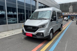特順 江鈴 2.8T空間王普通款短軸中高頂6座柴油國VI JX493