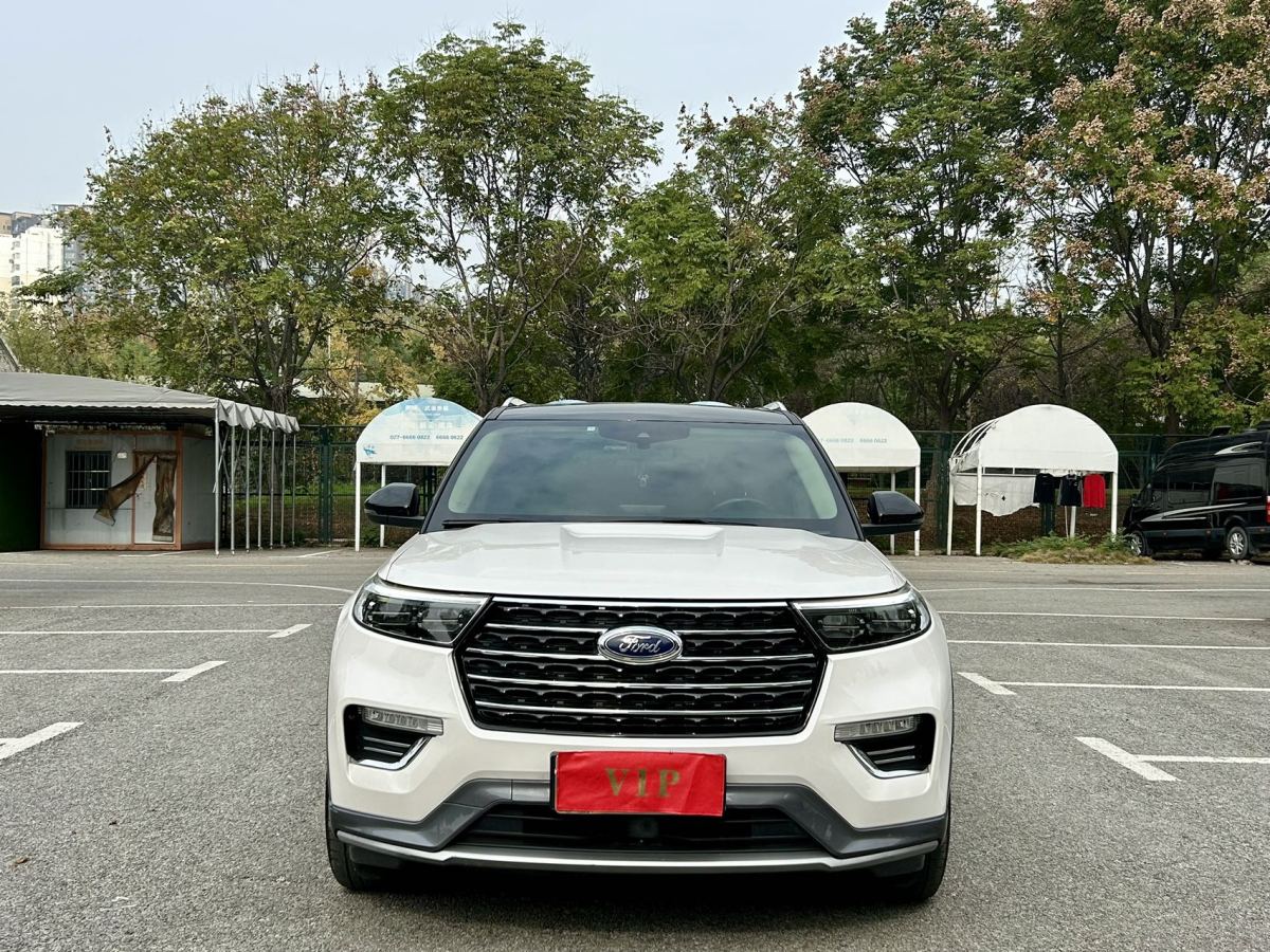 福特 探險(xiǎn)者  2020款 EcoBoost 285 四驅(qū)風(fēng)尚版 7座圖片