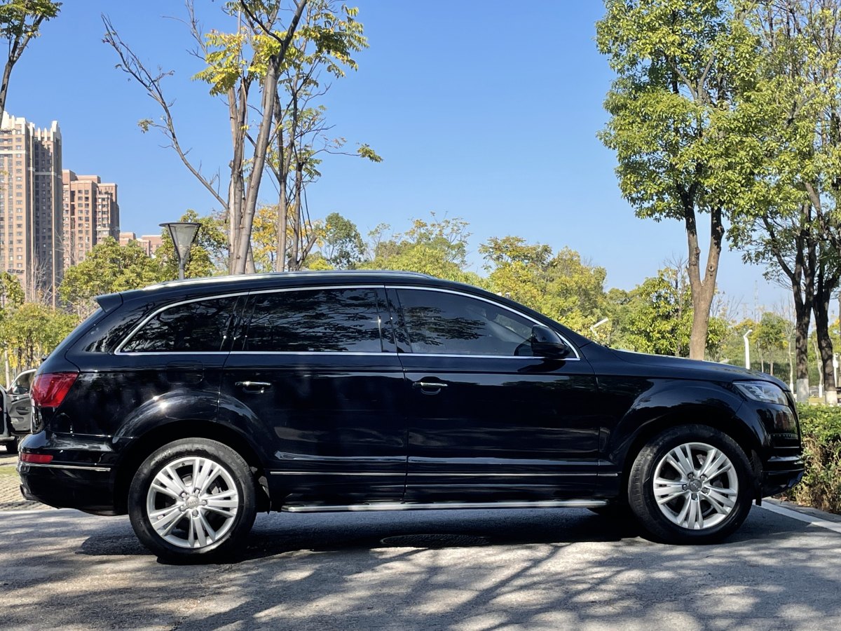 奧迪 奧迪Q7  2014款 Q7 40TFSI quattro 越野型圖片