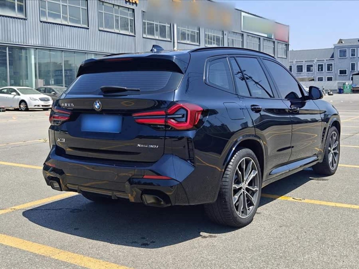 寶馬 寶馬X3  2023款 xDrive30i 領(lǐng)先型 M曜夜套裝圖片