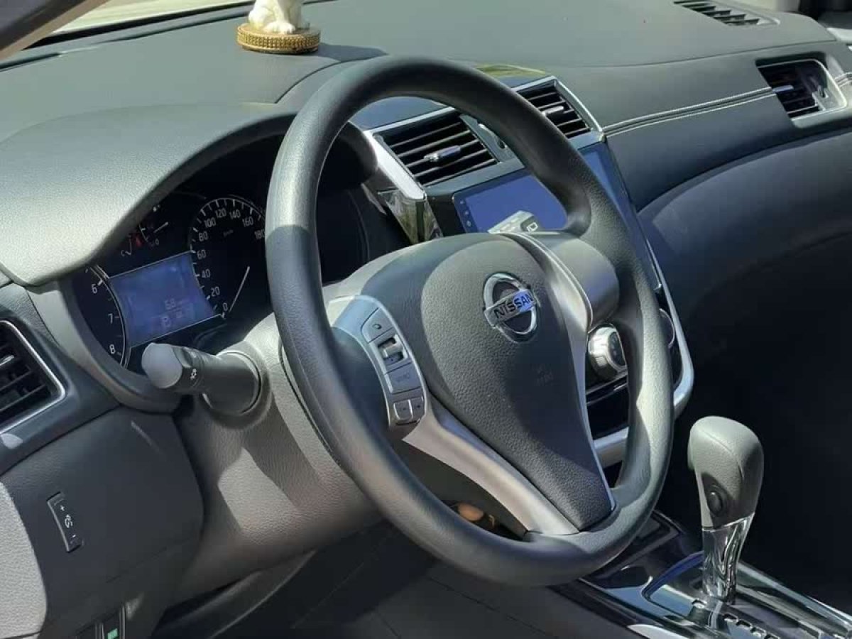 日產(chǎn) 騏達(dá)  2016款 1.6L CVT酷動版圖片