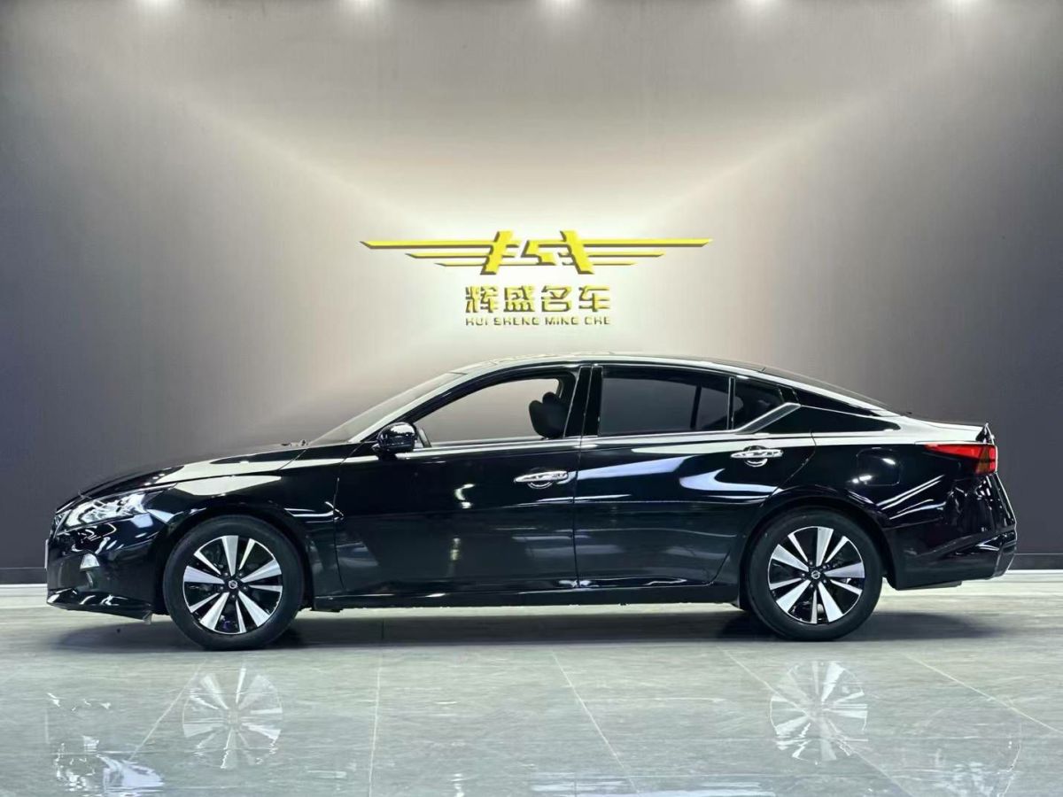 日產(chǎn) 天籟  2022款 2.0L XE 純享版圖片