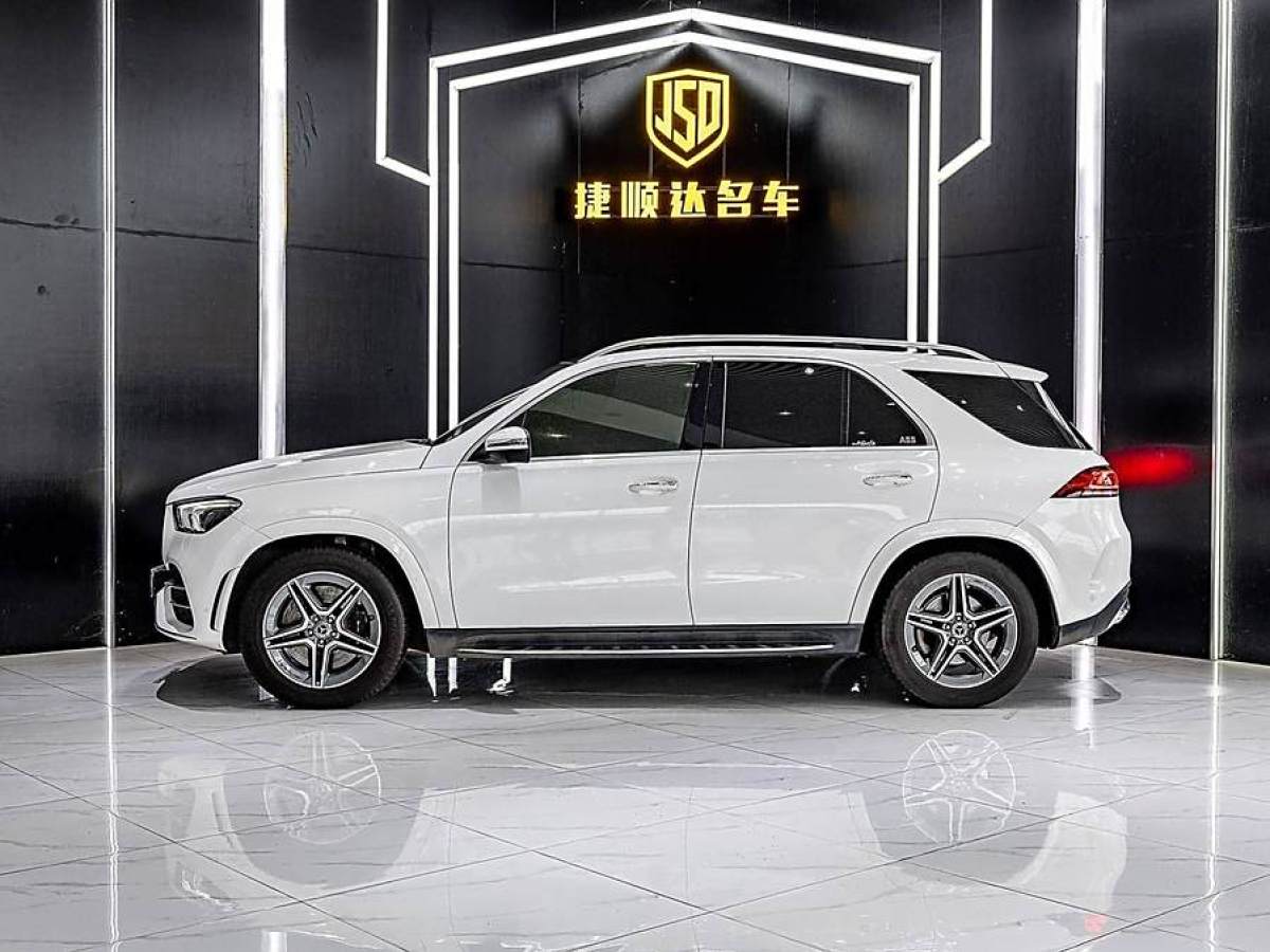 奔馳 奔馳GLE  2020款 改款 GLE 450 4MATIC 時(shí)尚型圖片