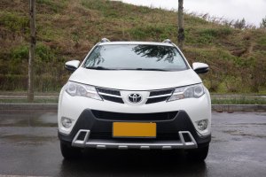 RAV4 丰田 荣放 2.0L CVT四驱新锐版