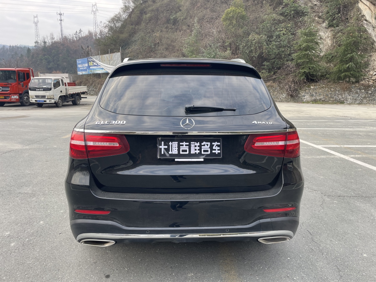 奔馳 奔馳GLC  2017款 GLC 260 4MATIC 豪華型圖片