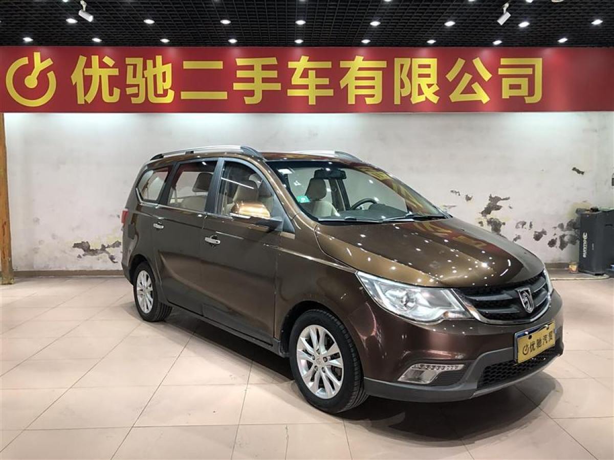 寶駿 730  2014款 1.5L 手動(dòng)舒適型 7座圖片