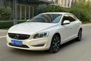 S60L 沃尔沃  T5 智进进阶版