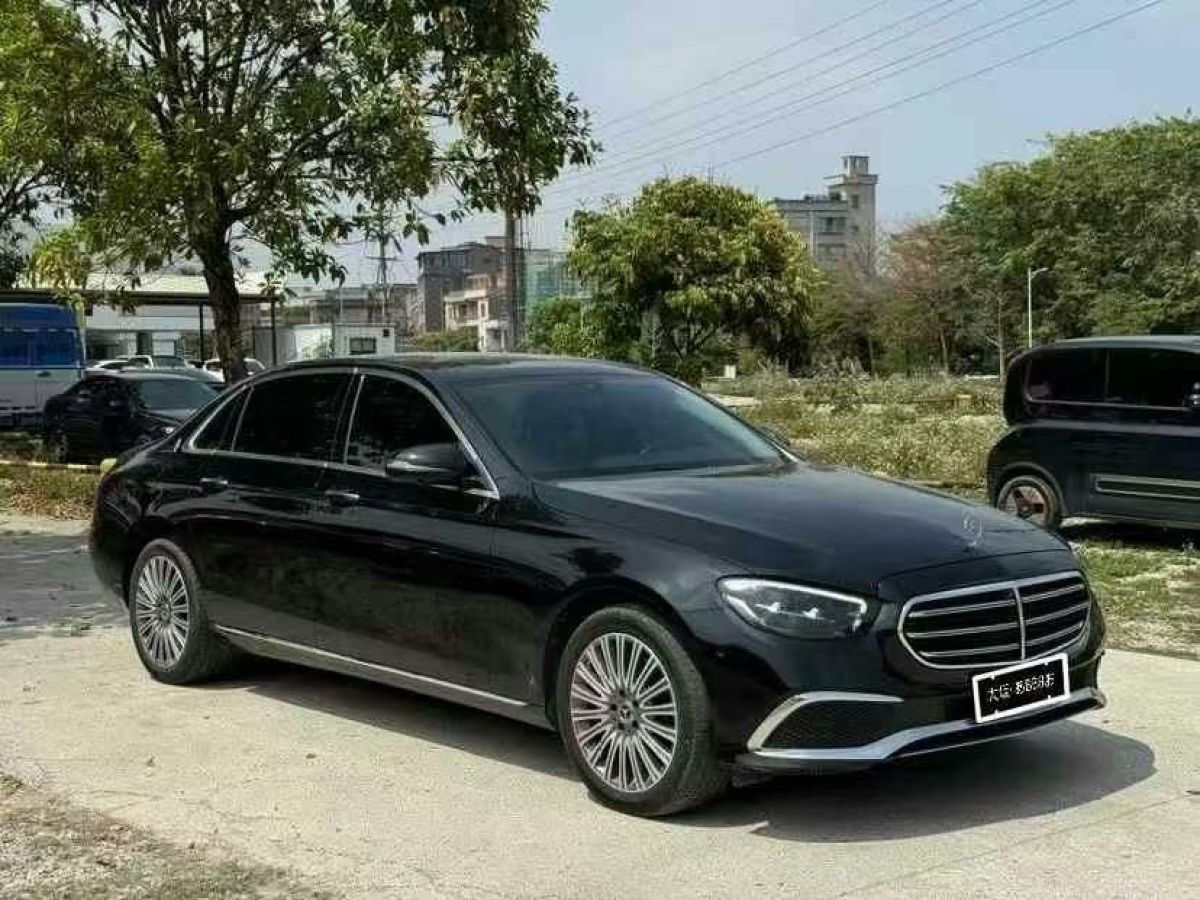 奔馳 奔馳E級(jí)  2022款 E 300 L 豪華型圖片