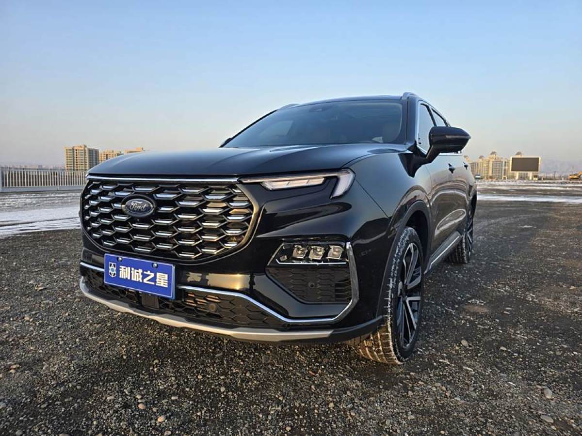 福特 領(lǐng)裕  2023款 EcoBoost 225 尊領(lǐng)型 7座（2/2/3）圖片