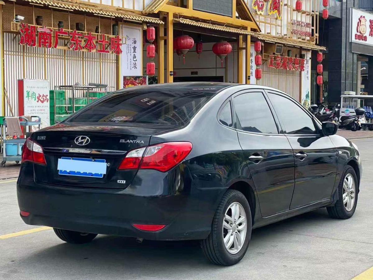 現(xiàn)代 悅動  2015款 1.6L 自動豪華型圖片