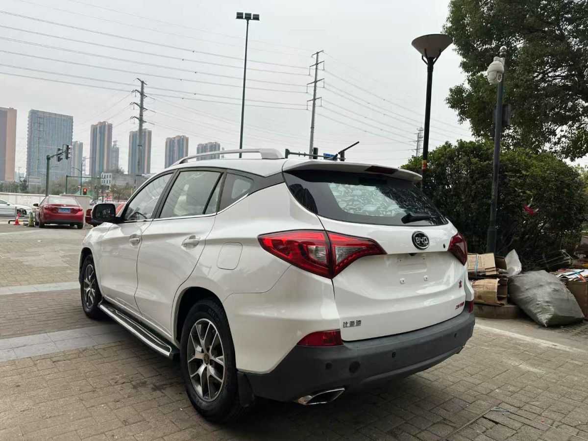 比亞迪 宋  2017款 1.5T DCT互聯(lián)尊貴型圖片