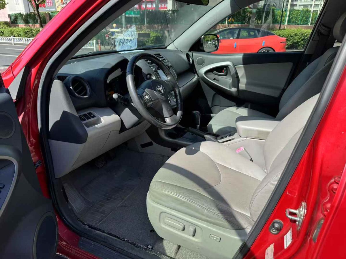 豐田 RAV4  2011款 2.0 四驅版圖片