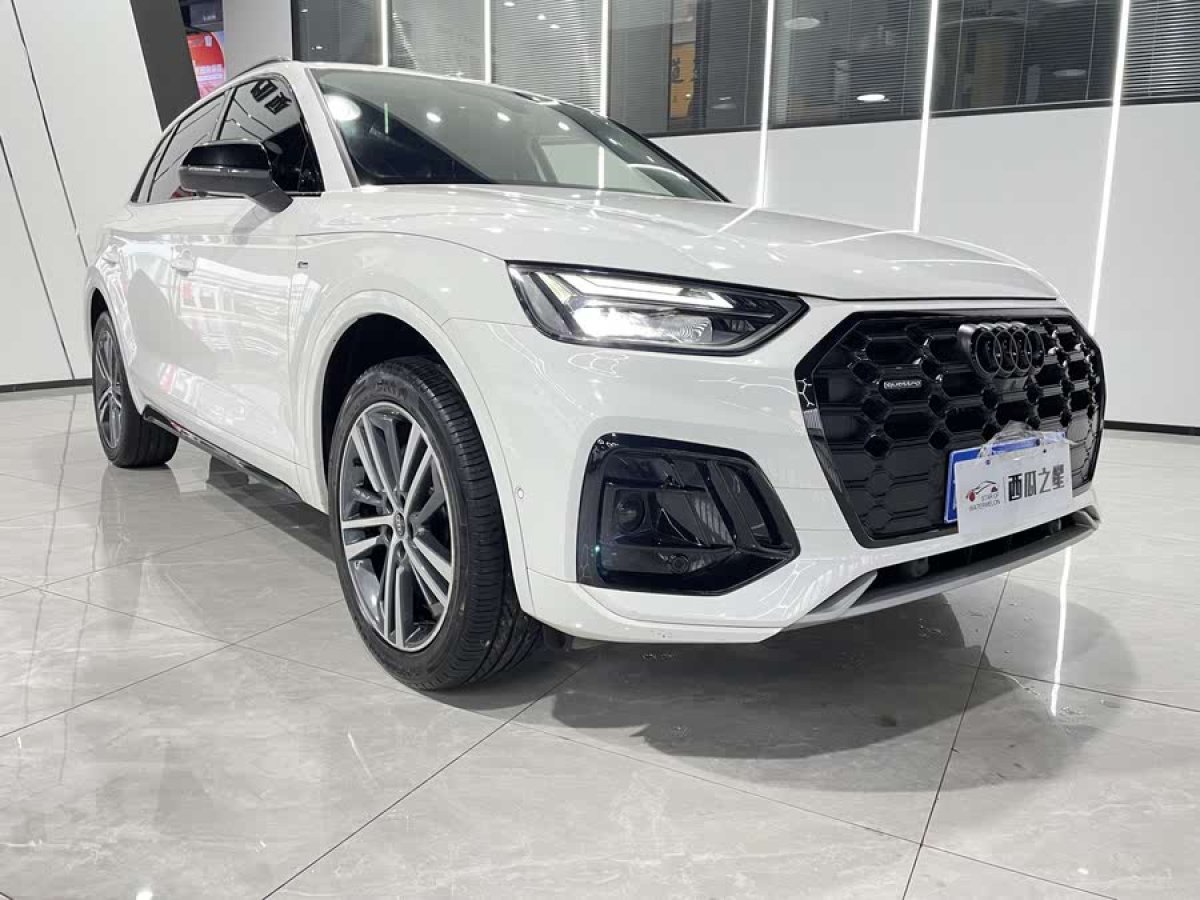 奧迪 奧迪Q5L  2022款 改款 40T 豪華動感型圖片