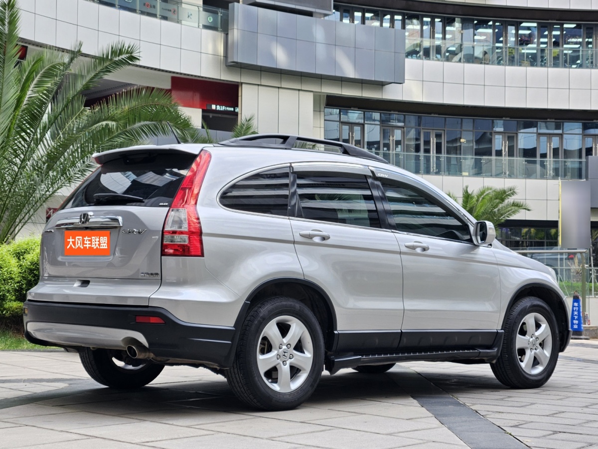 本田 CR-V  2007款 2.0L 自動(dòng)四驅(qū)經(jīng)典版圖片