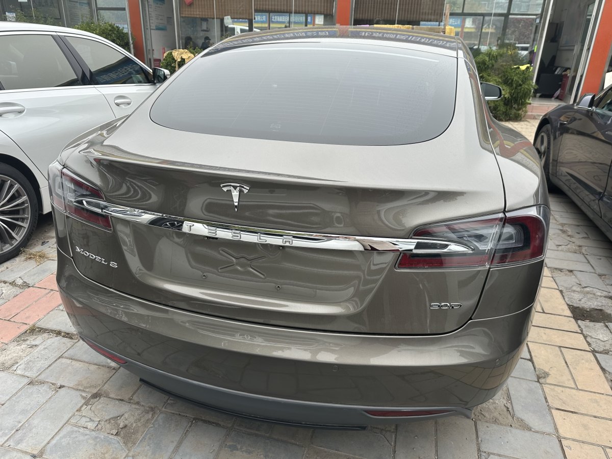 2016年3月特斯拉 Model S  2017款 Model S 90D