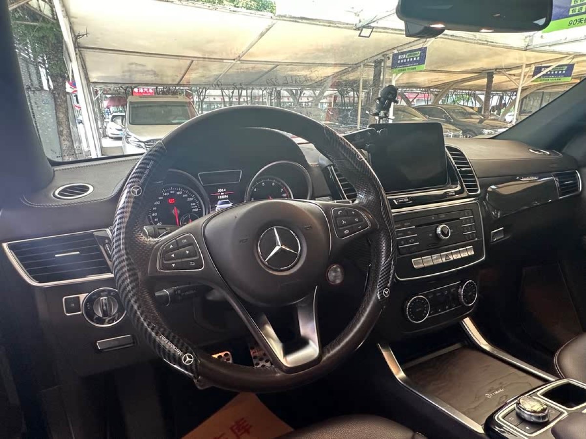 奔馳 奔馳GLE  2017款 GLE 320 4MATIC 動(dòng)感型圖片