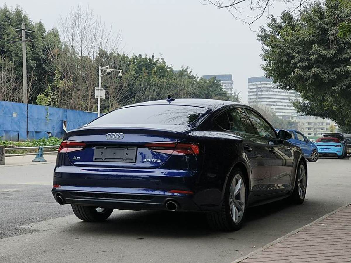 奧迪 奧迪A5  2019款 Sportback 40 TFSI 時(shí)尚型圖片