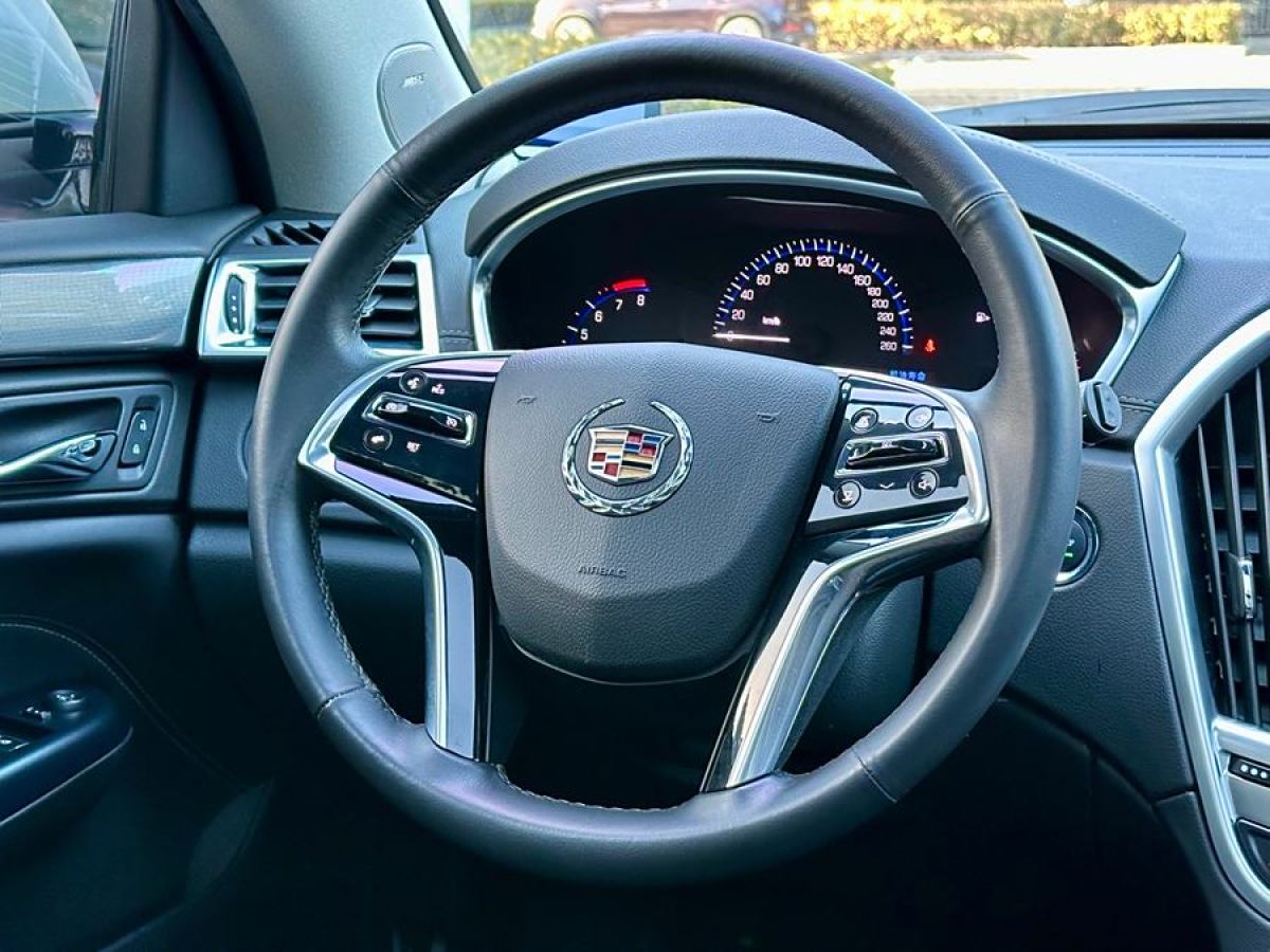 凱迪拉克 SRX  2015款 3.0L 舒適型圖片