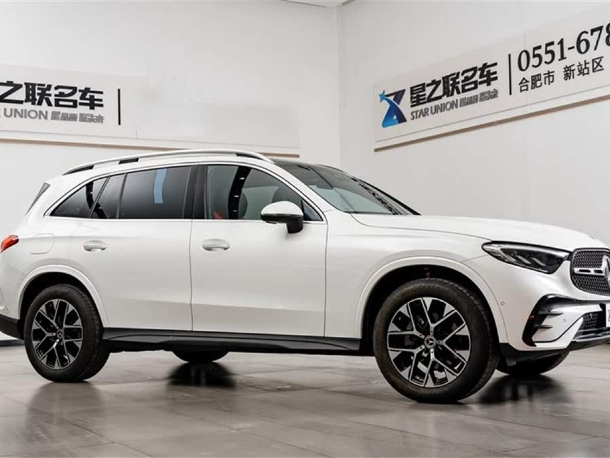 奔馳 奔馳GLC  2024款 改款 GLC 260 L 4MATIC 豪華型 5座圖片