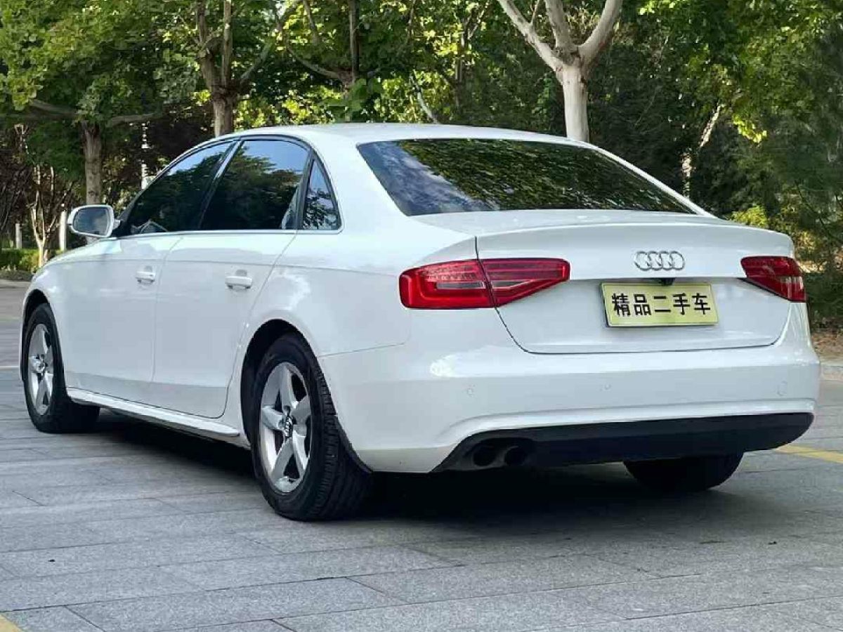 奧迪 奧迪A4L  2013款 A4L 30TFSI 手動(dòng)舒適型圖片