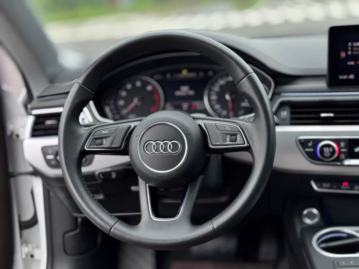 奧迪 奧迪A5  2017款 Coupe 40 TFSI 時(shí)尚型圖片