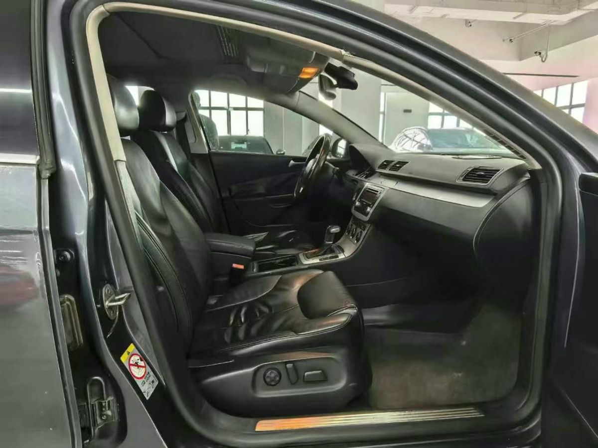 大眾 邁騰  2010款 1.4TSI 標(biāo)準型圖片
