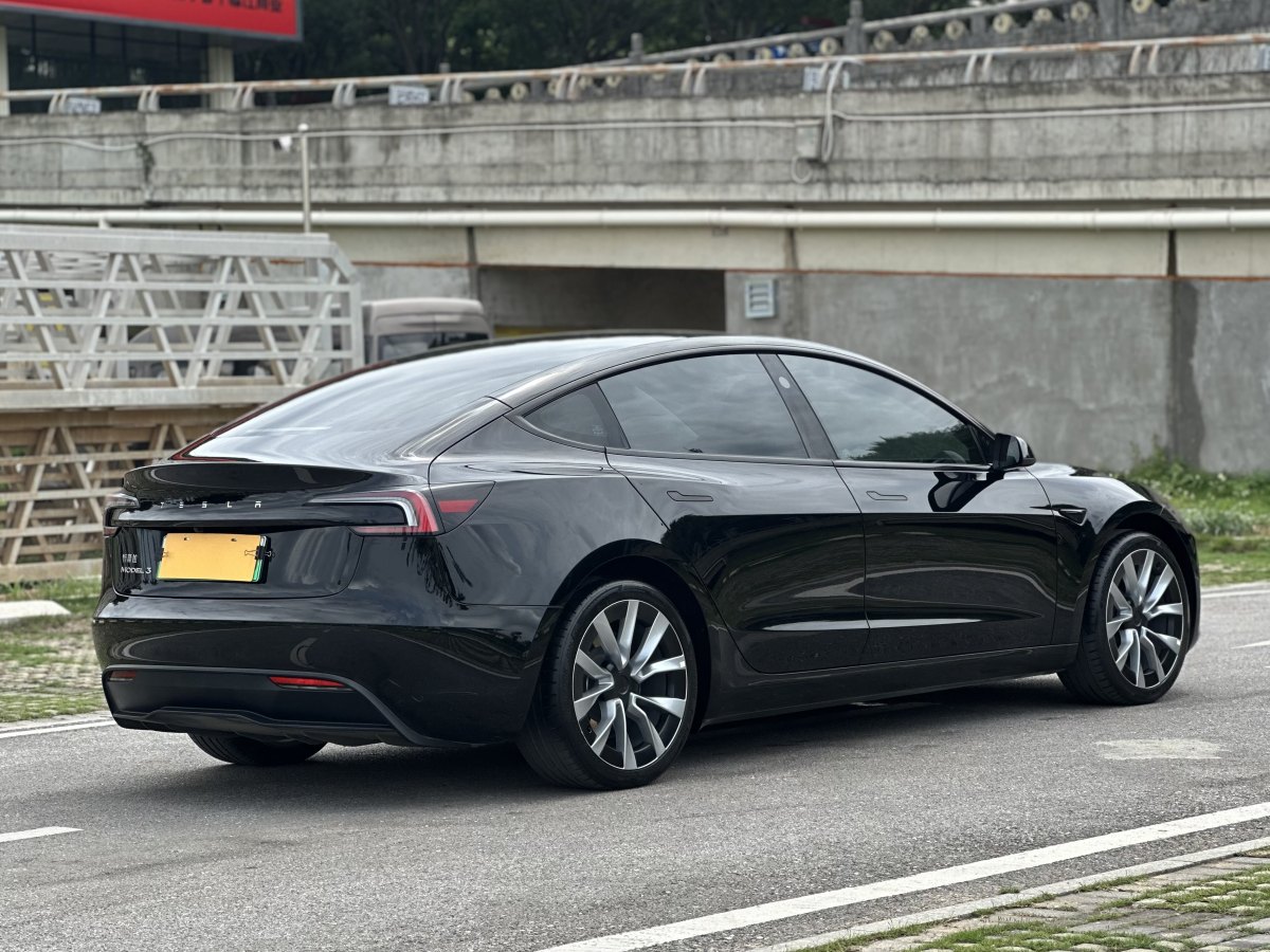 2024年1月特斯拉 Model 3  2023款 煥新版 后輪驅(qū)動(dòng)