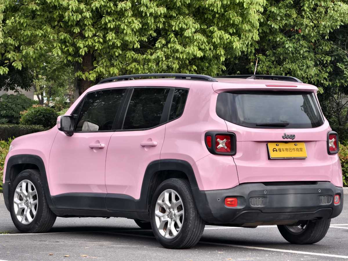 Jeep 自由俠  2018款 互聯(lián)大屏版 180T 自動勁能版圖片