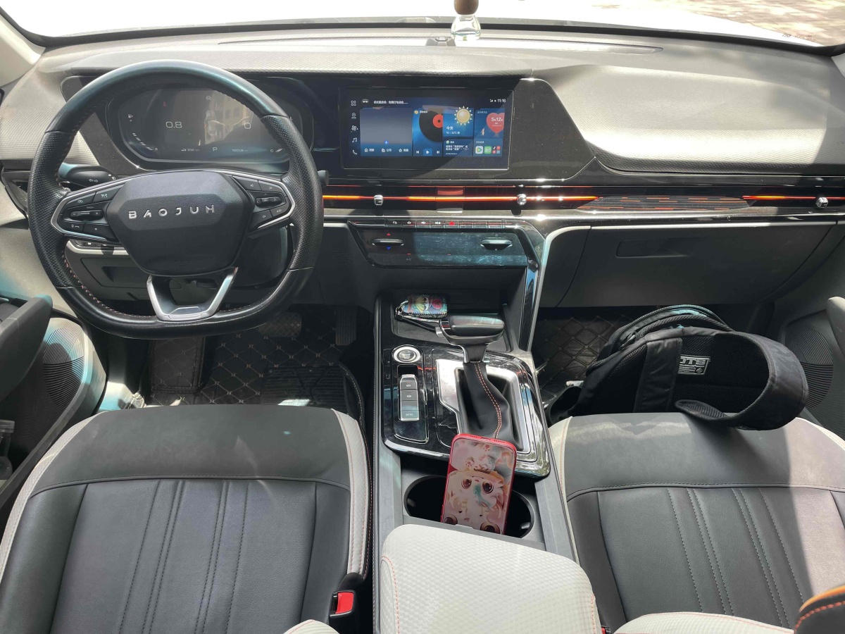 寶駿 RC-6  2019款 1.5T CVT 24小時在線豪華型圖片