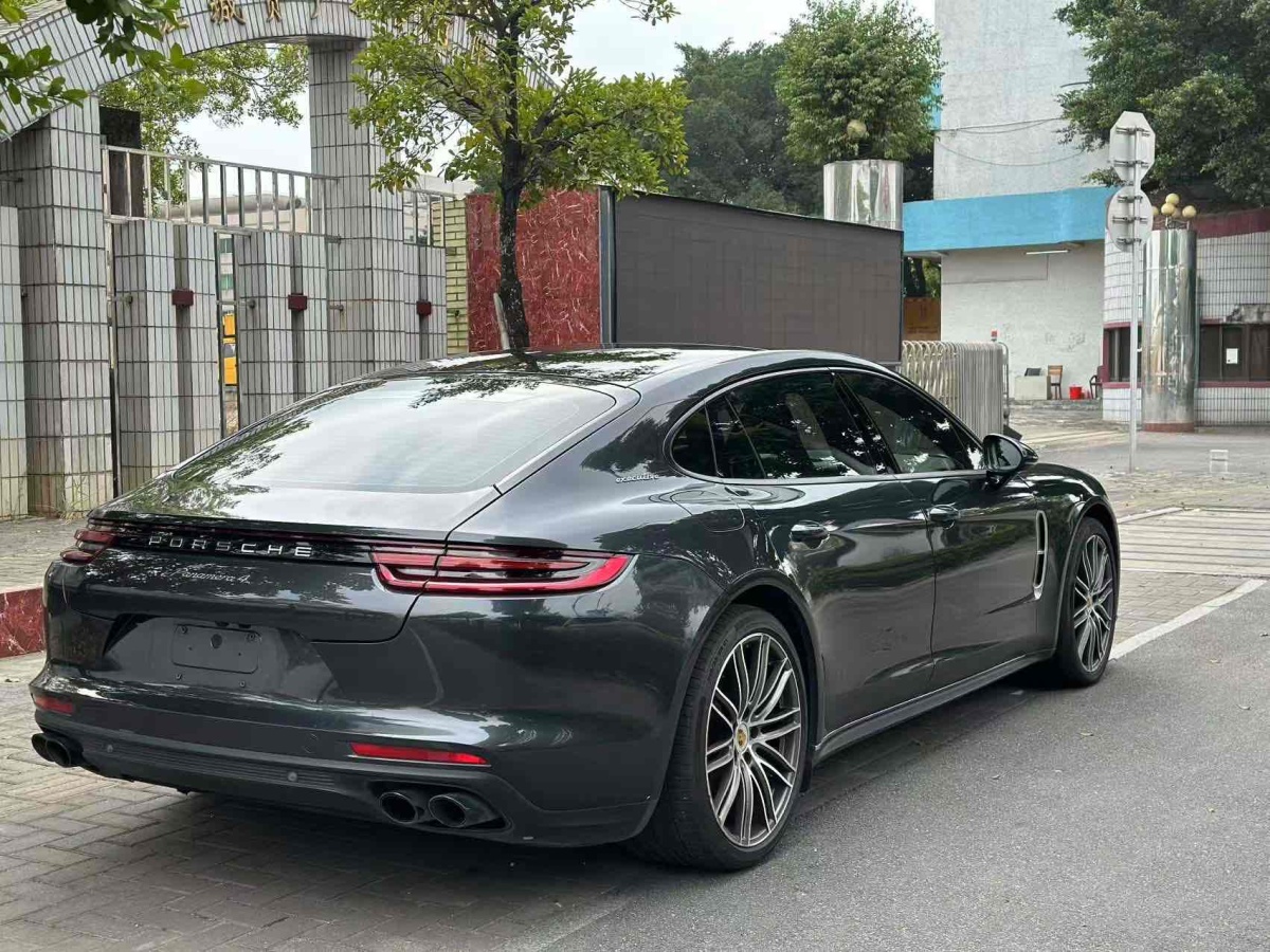 2018年3月保時捷 Panamera  2017款 Panamera 行政加長版 3.0T