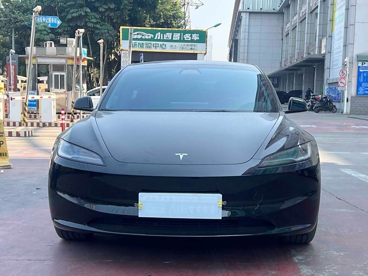 特斯拉 Model Y  2023款 后輪驅(qū)動版圖片