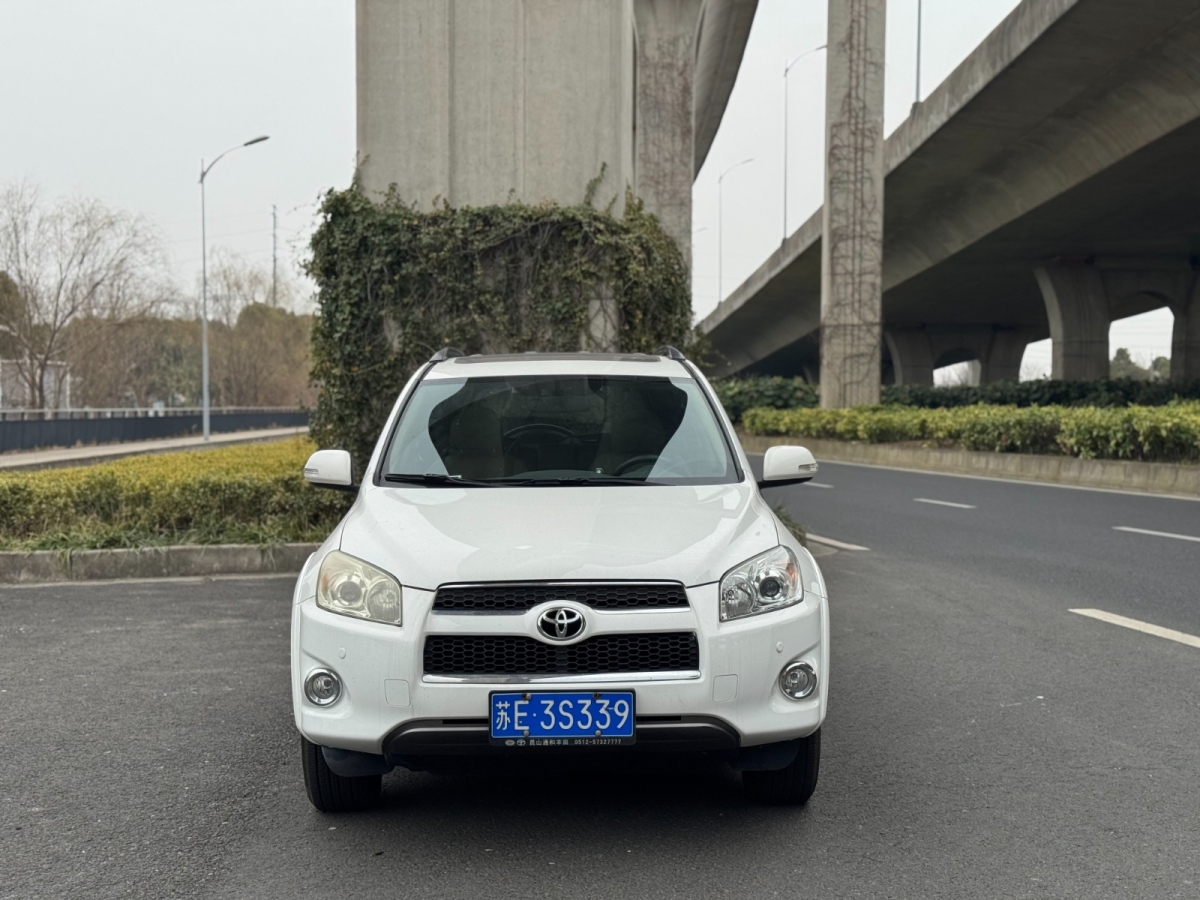 豐田 RAV4榮放  2011款 2.0L 自動豪華版圖片