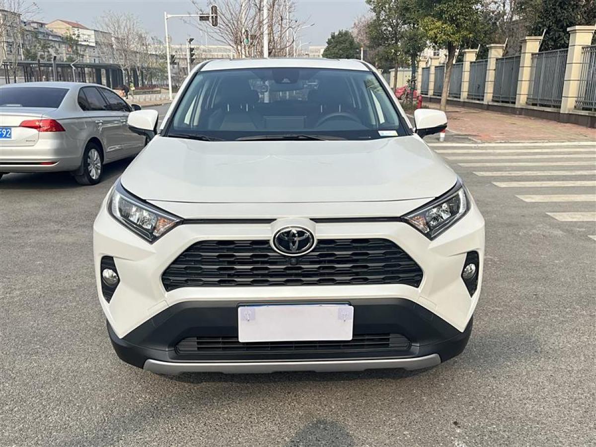 豐田 RAV4榮放  2021款 2.0L CVT四驅(qū)風(fēng)尚版圖片