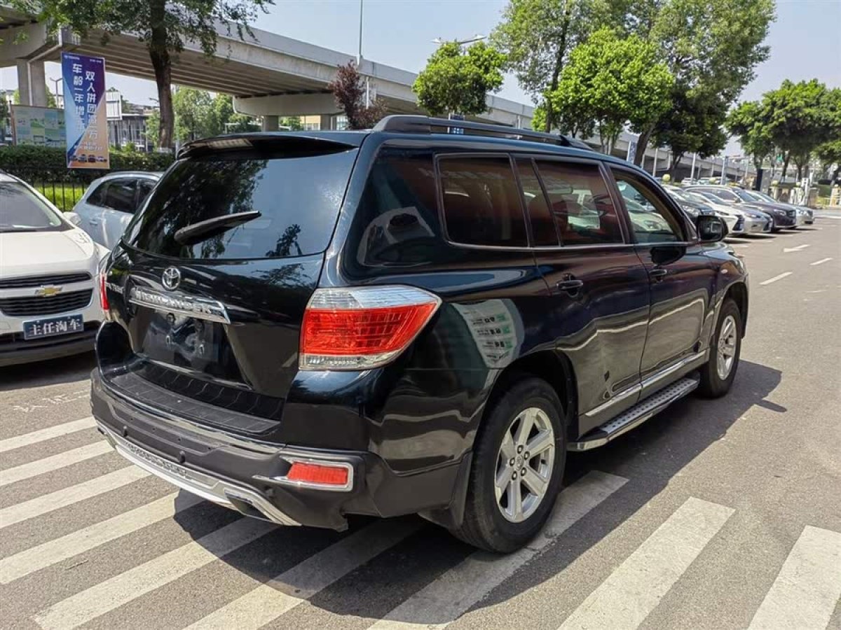 豐田 漢蘭達(dá)  2013款 2.7L 兩驅(qū)5座紫金版圖片