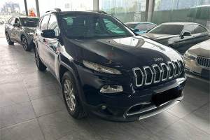 自由光 Jeep 2.4L 专业版