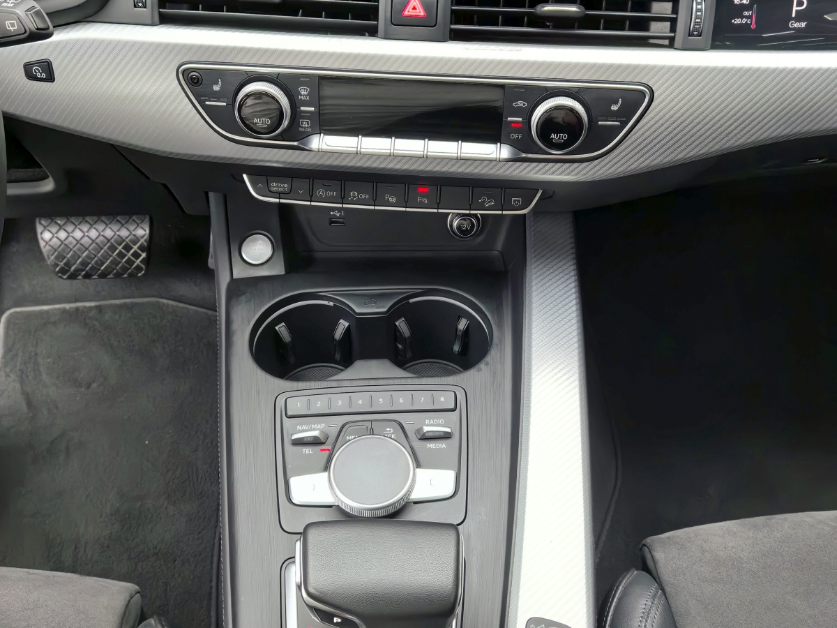 奥迪 奥迪A4  2019款 45 TFSI allroad quattro 运动型图片
