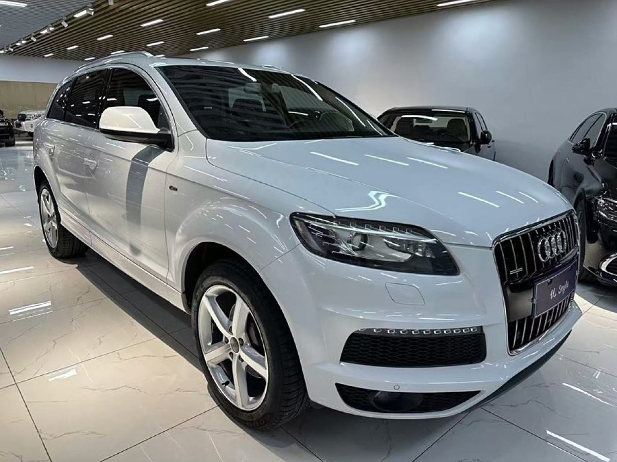 2015年5月奧迪 奧迪Q7  2015款 35 TFSI 運動型