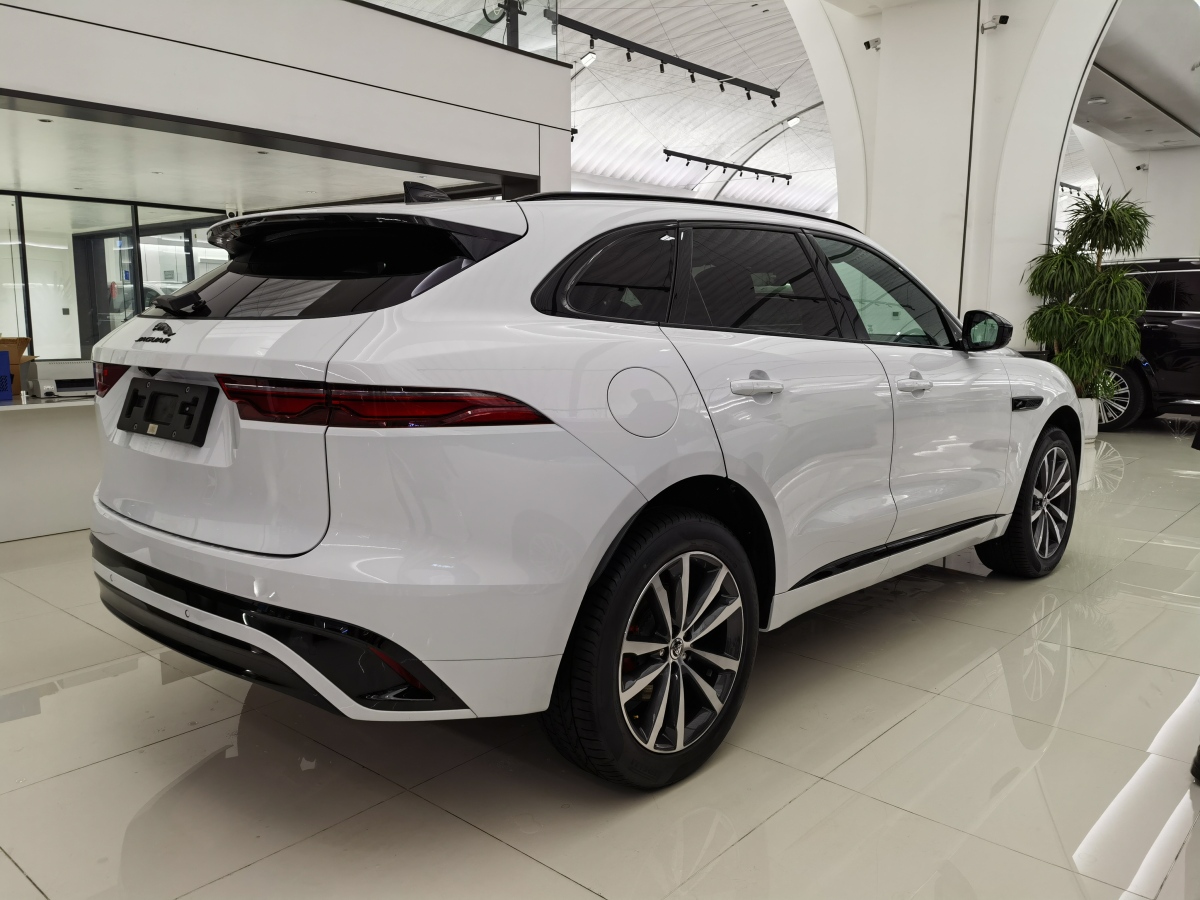 捷豹 F-PACE  2022款 P250 R-Dynamic BLACK圖片