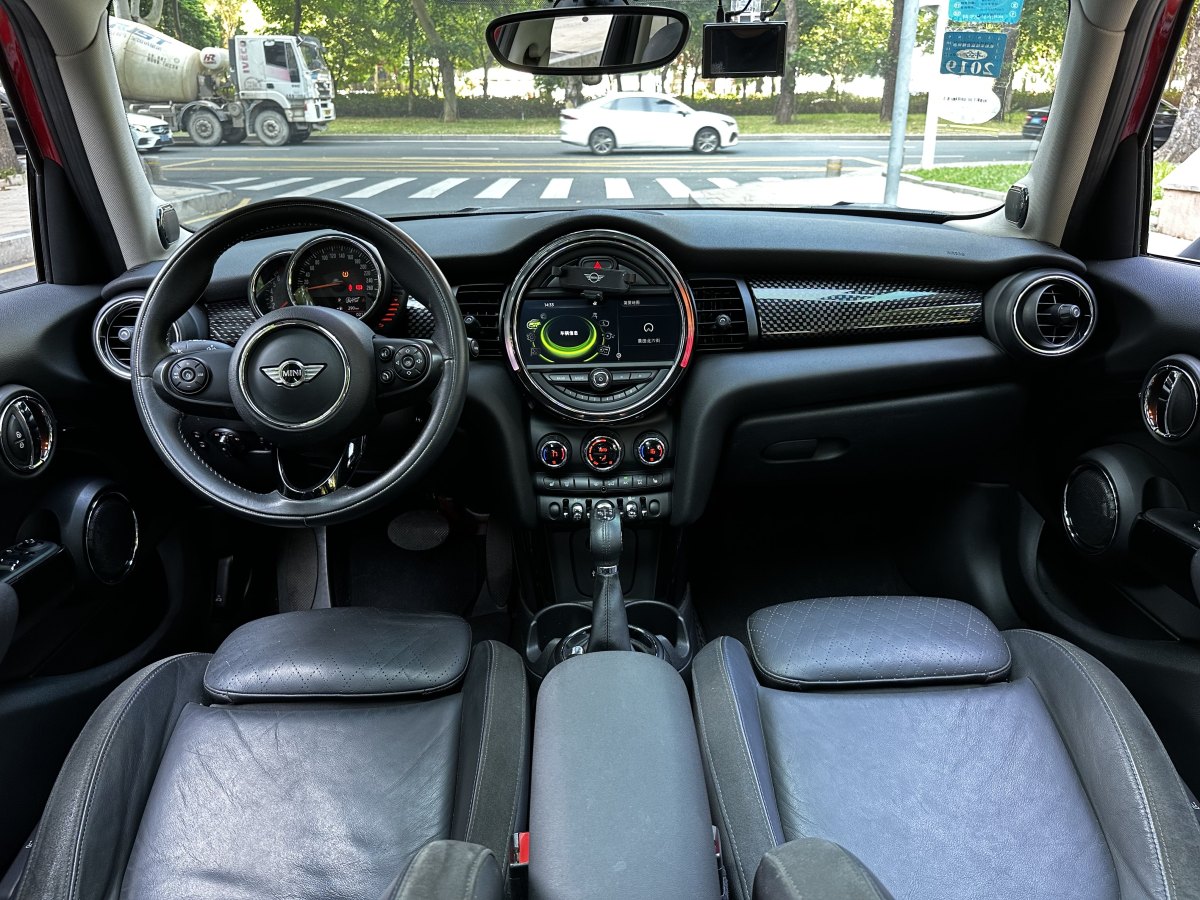 MINI MINI  2015款 2.0T COOPER S 五門版圖片