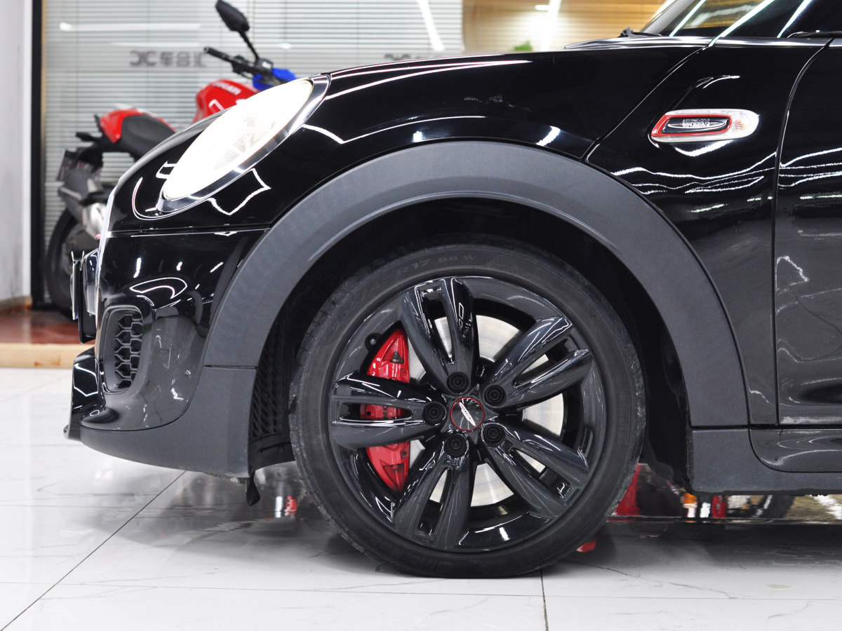 MINI JCW  2016款 2.0T JOHN COOPER WORKS 先锋派图片